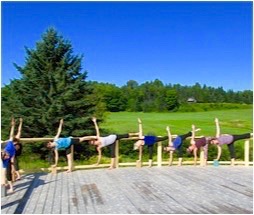 Retraite Yoga extérieur au Centre de vie - Ripon_ Outaouais 2017