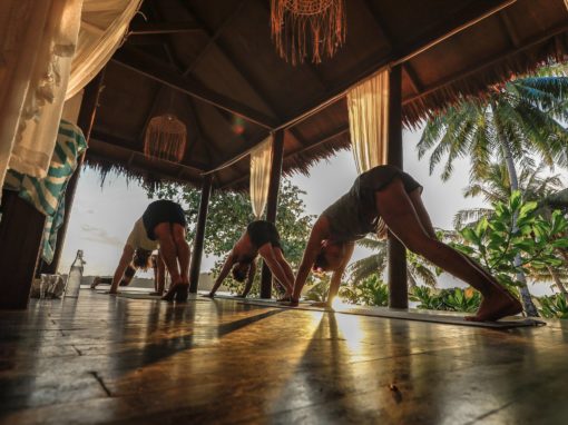 retraite_yoga_surf_indonesie_octobre_2018_yoga