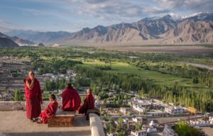 retraite_yoga_ladakh_inde_du_nord_juillet_2020_paysage_montagnes